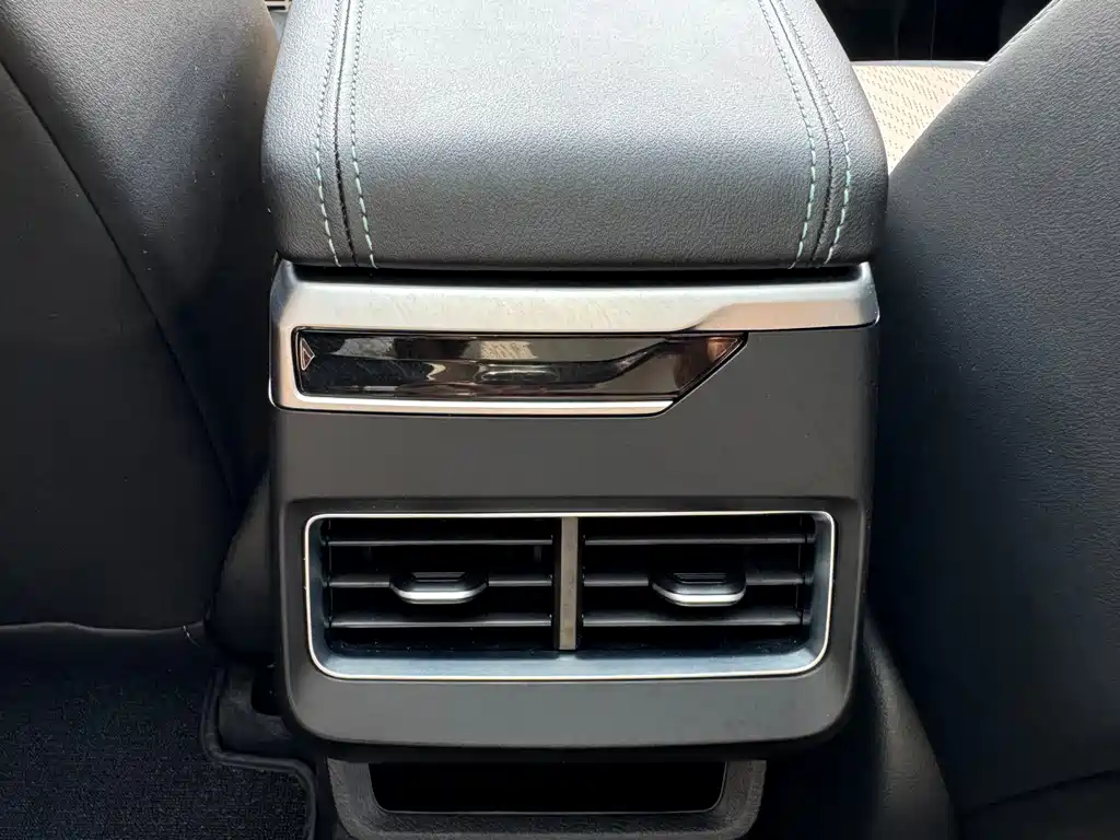 Geely Xingrui — миниатюра 15
