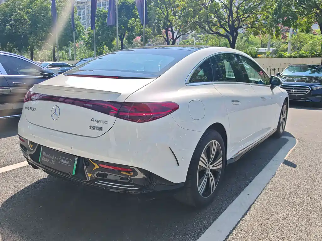 Mercedes-Benz EQE — миниатюра 16
