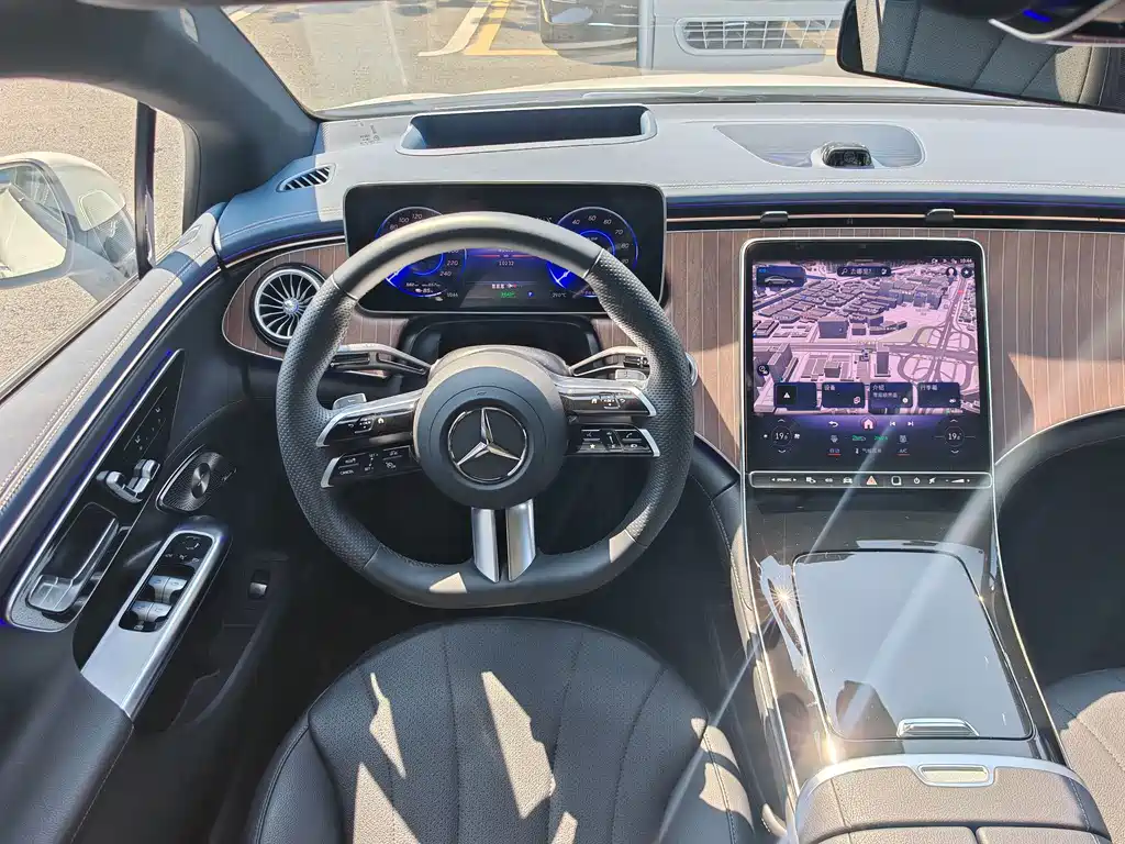 Mercedes-Benz EQE — миниатюра 11