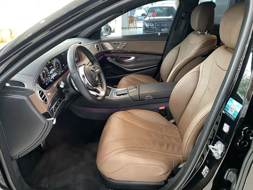 Mercedes-Benz S-Class — миниатюра 7