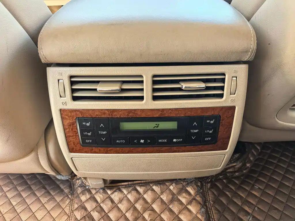 Toyota Land Cruiser 4.0L Auto VX, фото 13