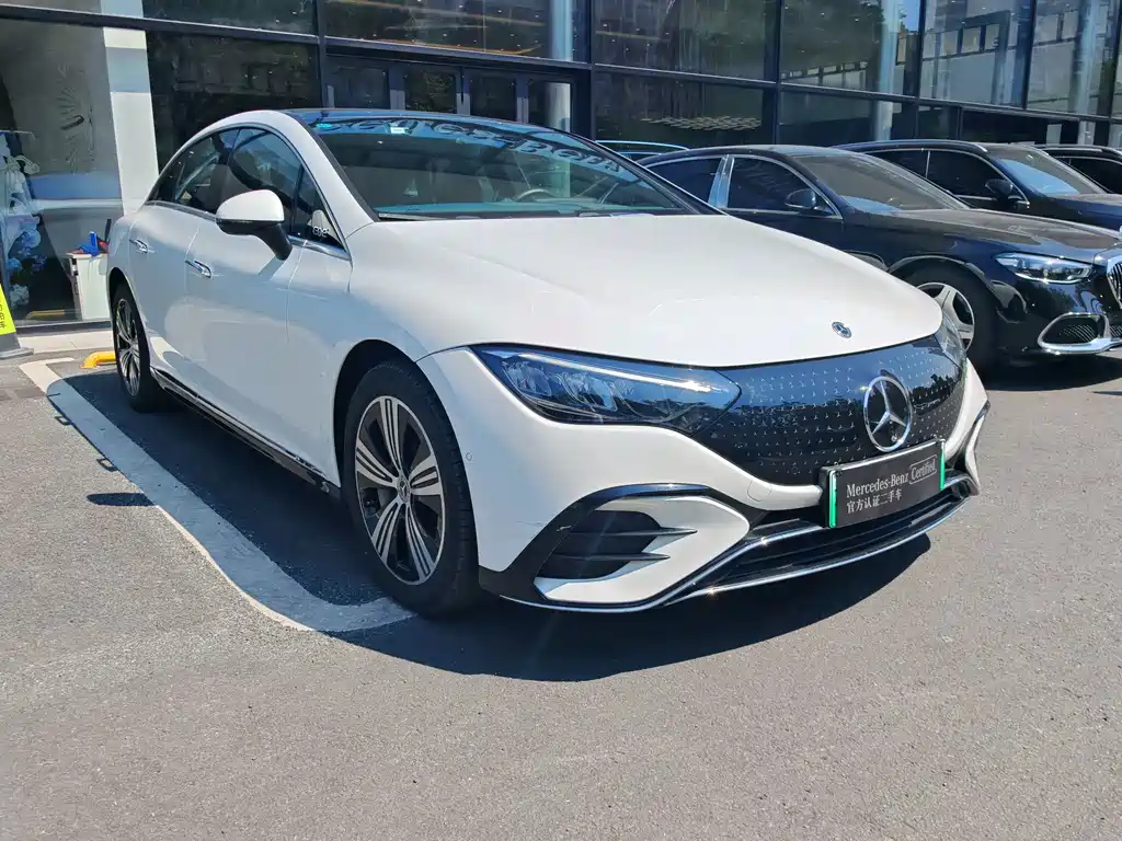 Mercedes-Benz EQE — миниатюра 12