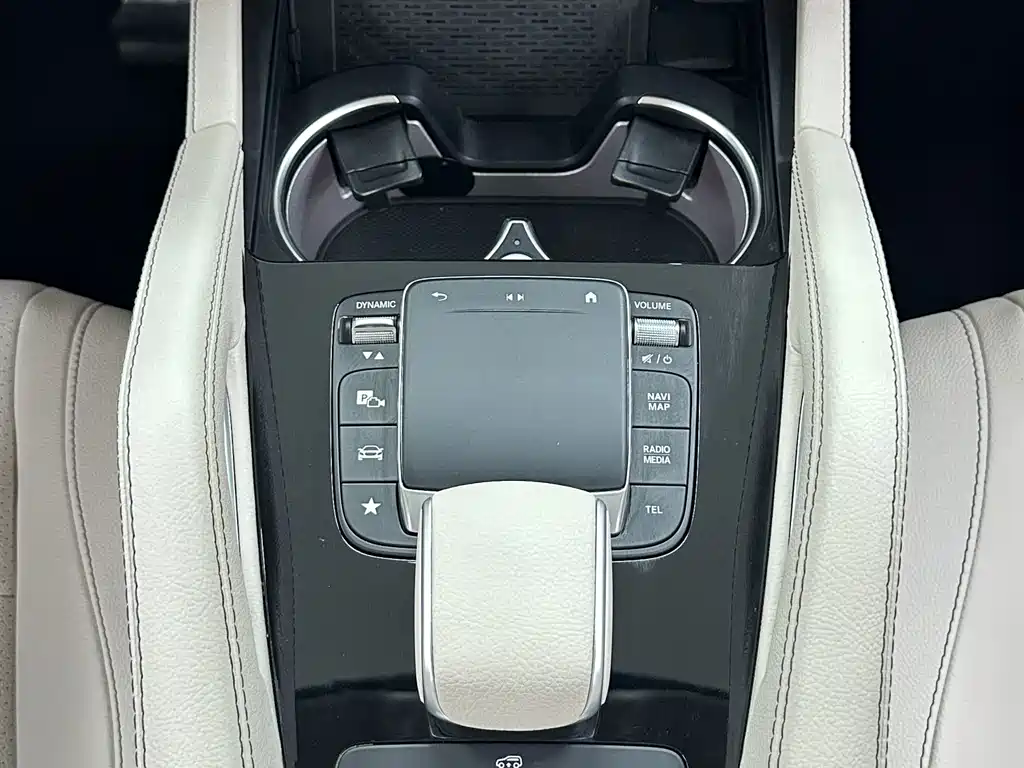 Mercedes-Benz GLS — миниатюра 22
