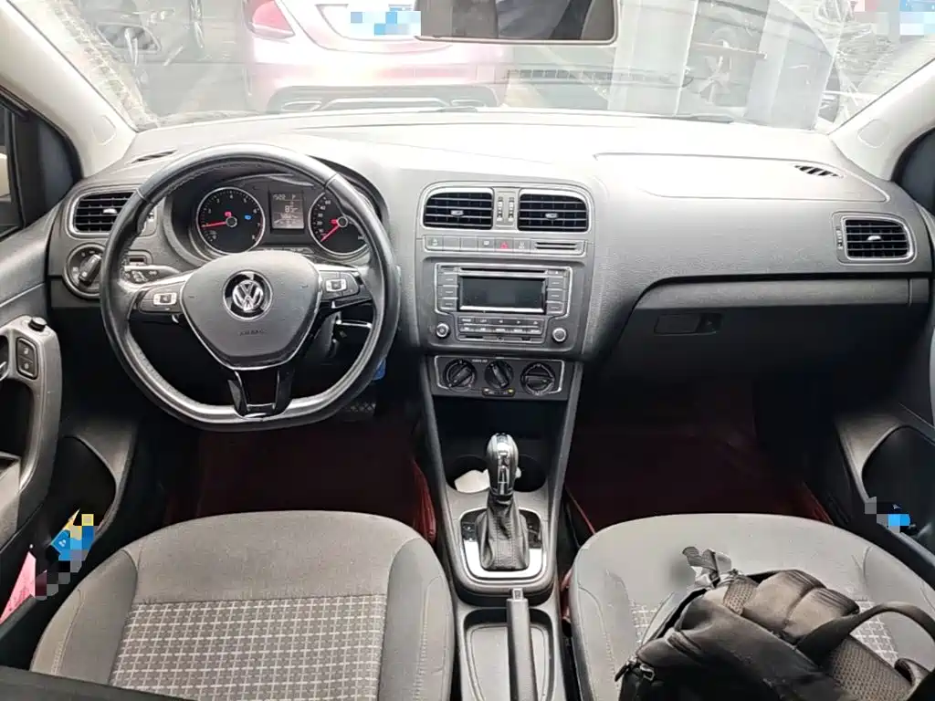 Volkswagen Polo — миниатюра 10