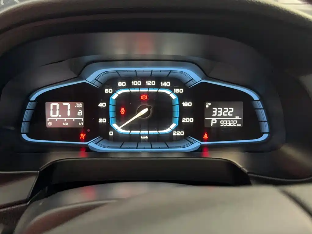 Roewe 360 — миниатюра 11