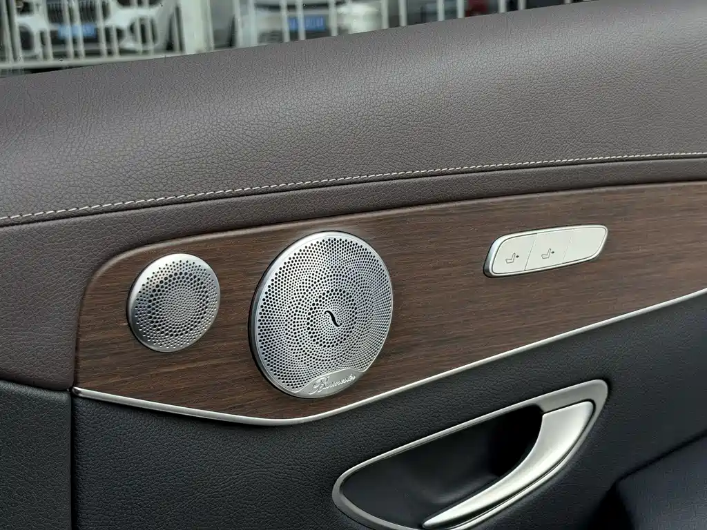 Mercedes-Benz GLC — миниатюра 13