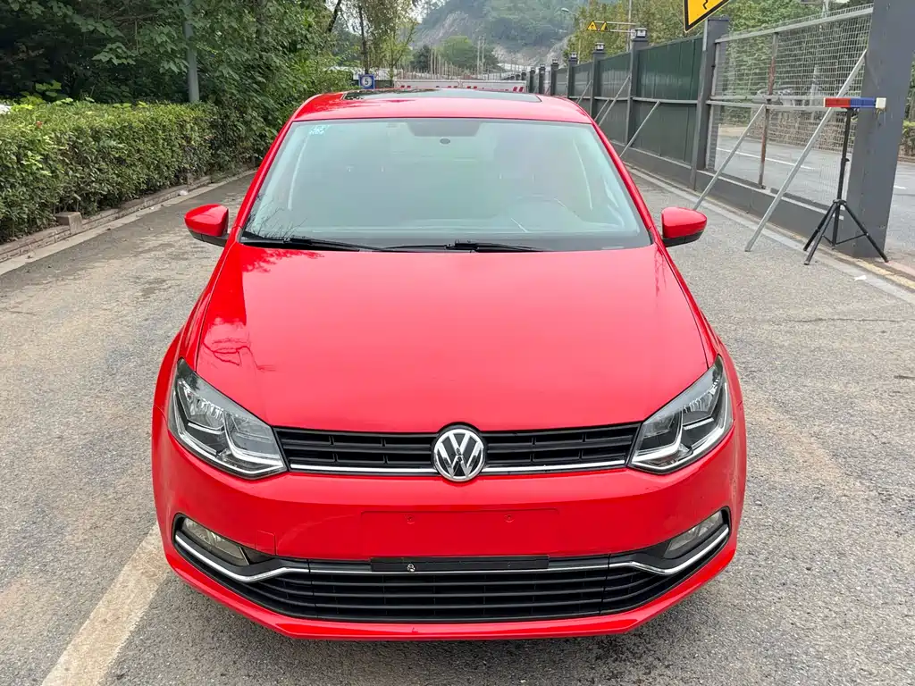 Volkswagen Polo 2016 1.6L AT Comfort