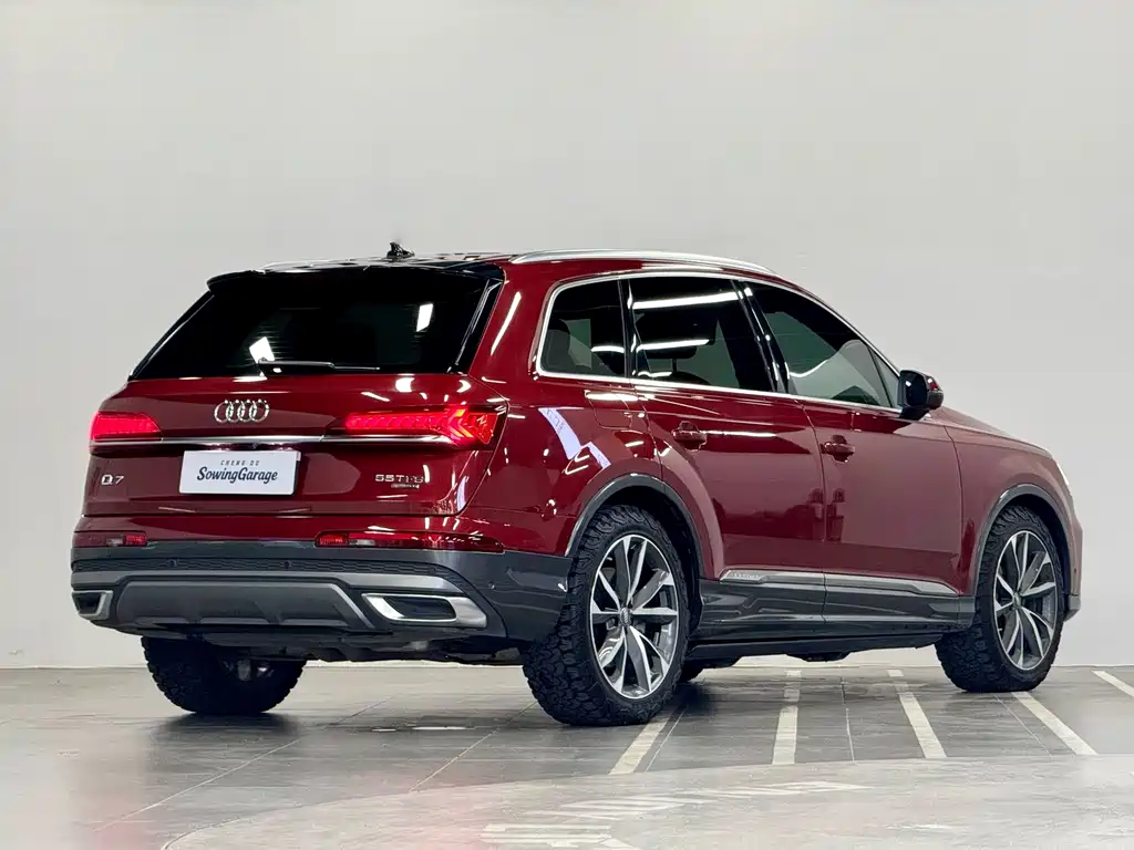 Audi Q7 — миниатюра 5