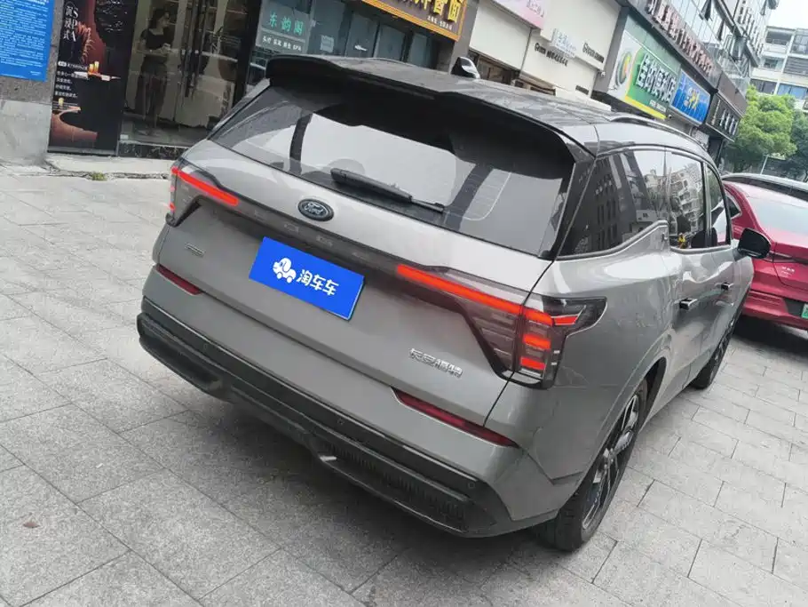 Ford Edge — миниатюра 3