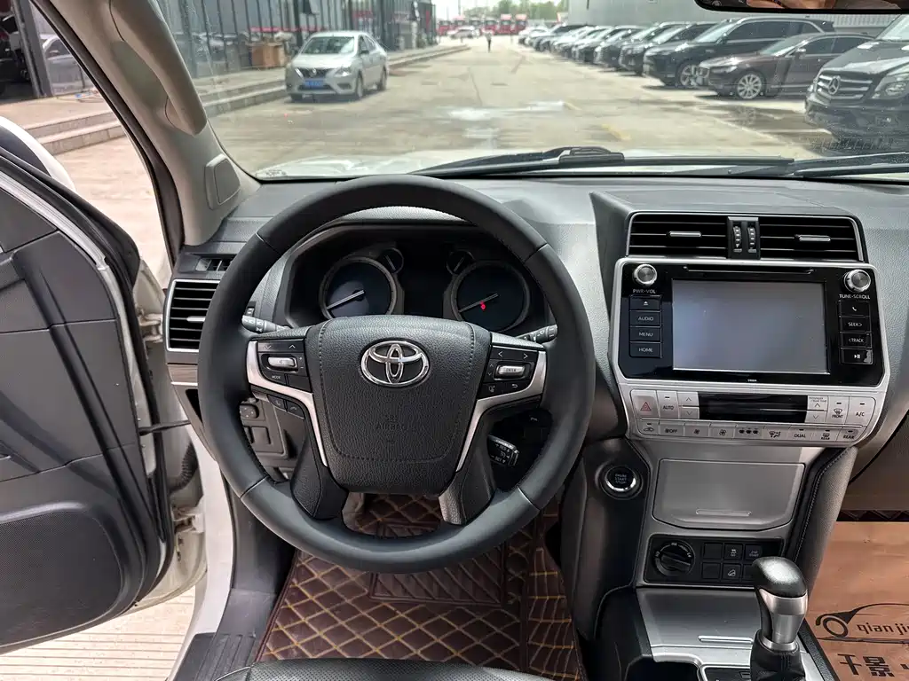 Toyota Prado — миниатюра 13