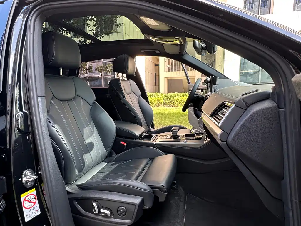 Audi Q5L — миниатюра 9