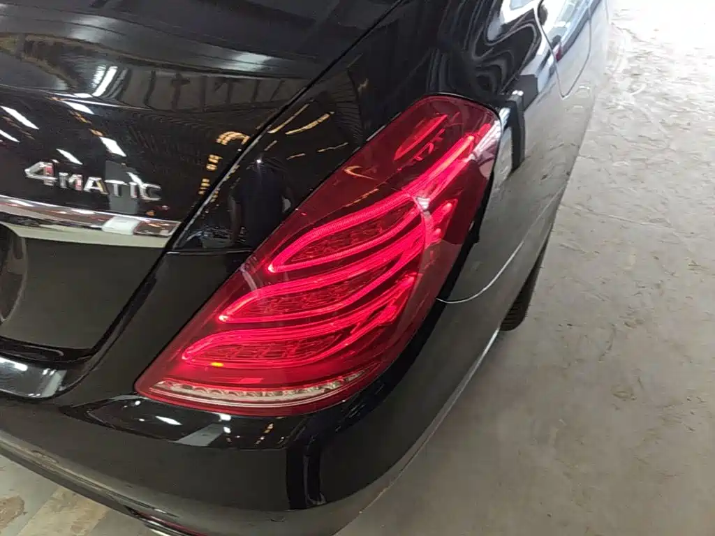Mercedes-Benz S-Class — миниатюра 8