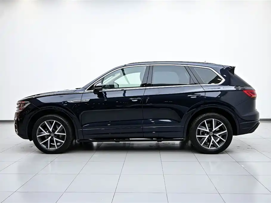 Volkswagen Touareg 2021 3.0TSI Sport