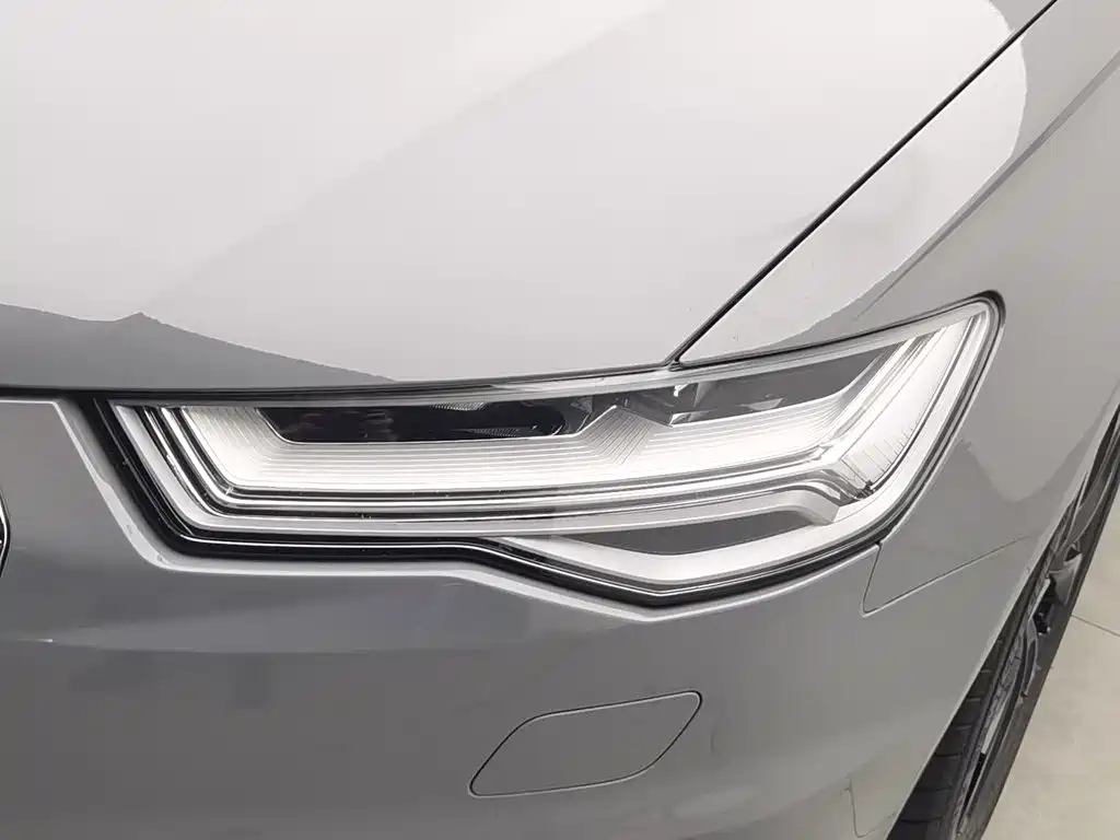 Audi A6L — миниатюра 7