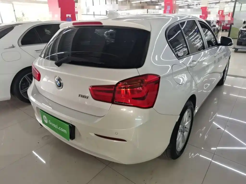 BMW 1 Series (Import) — миниатюра 7