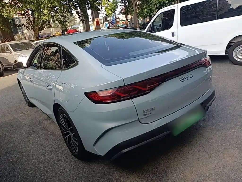 BYD Qin L — миниатюра 5