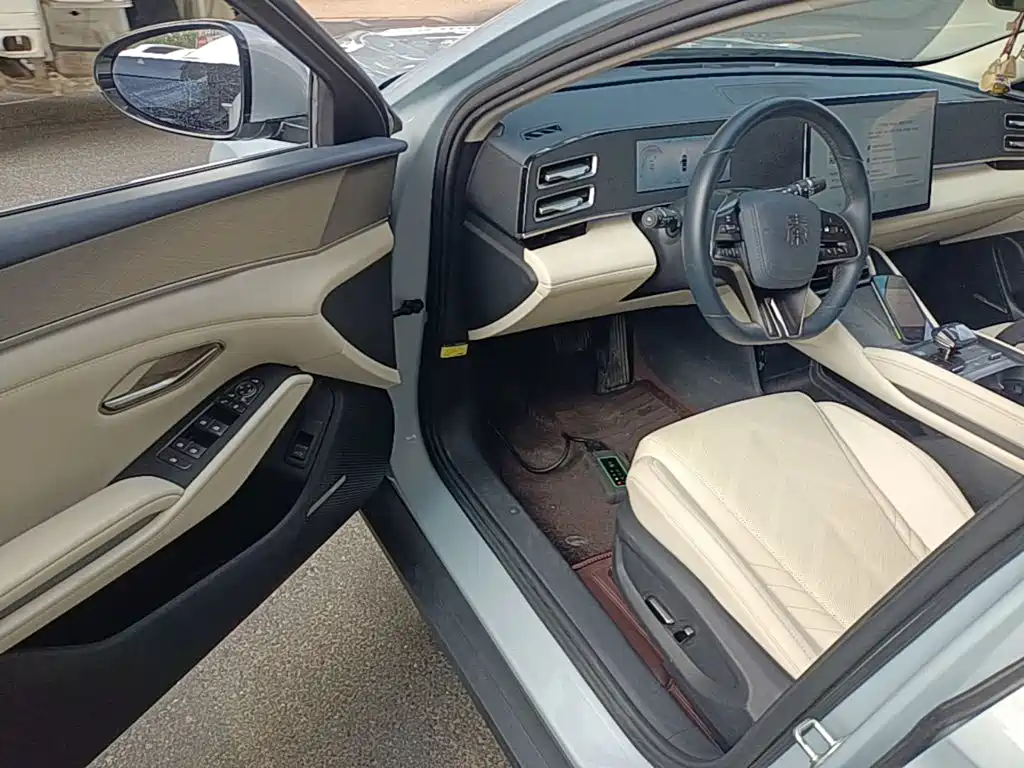 BYD Qin L — миниатюра 16