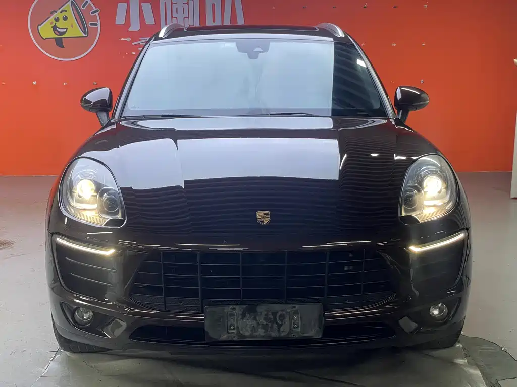 Porsche Macan — миниатюра 2