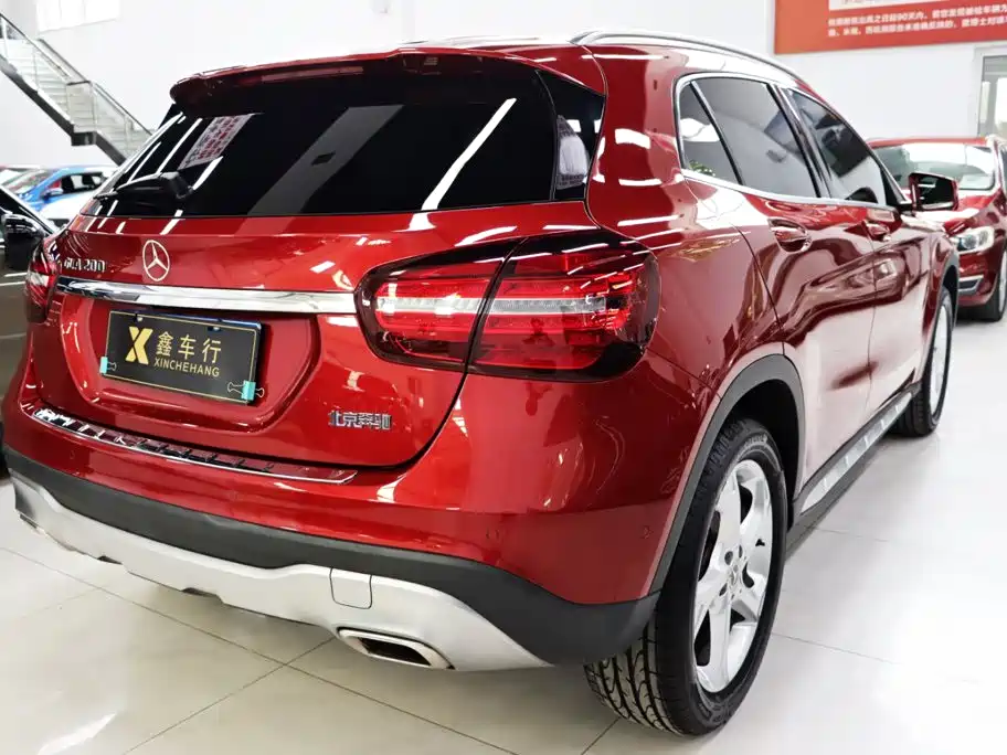 Mercedes-Benz GLA — миниатюра 8
