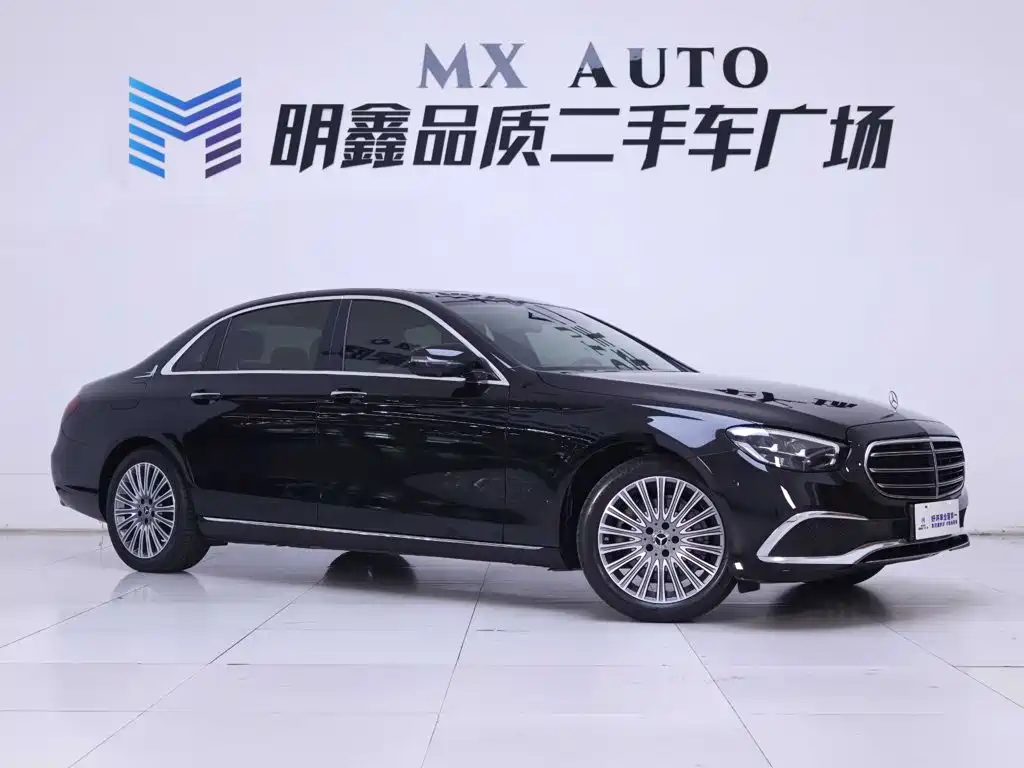 Mercedes-Benz E-Class — миниатюра 5