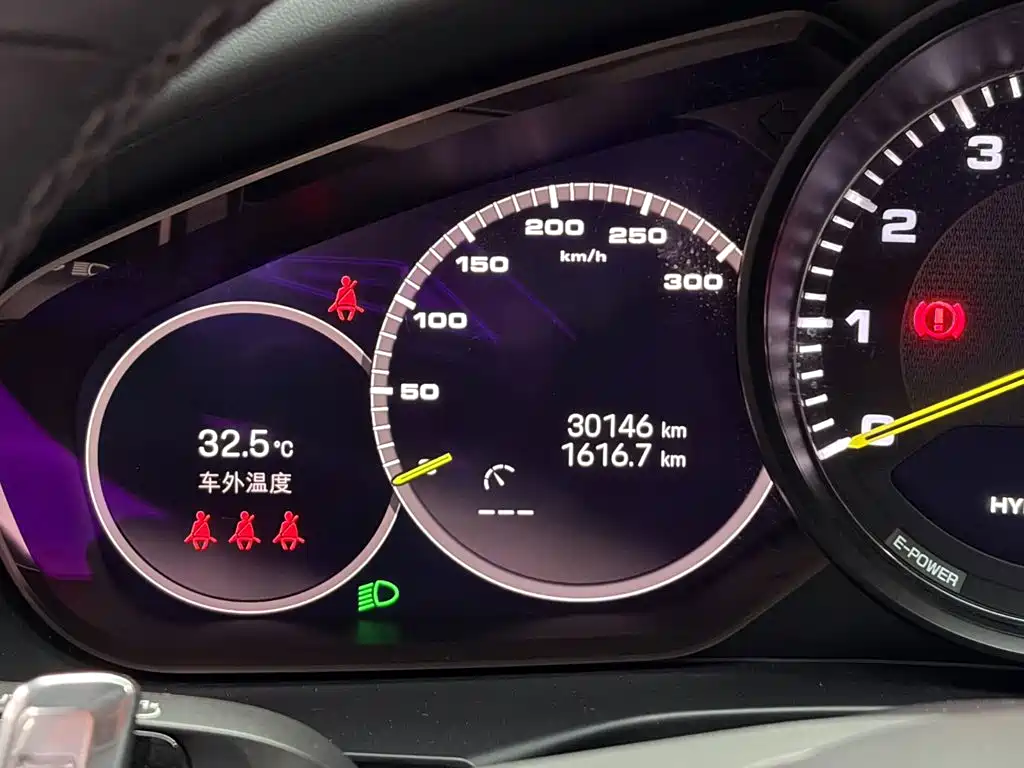 Porsche Panamera Hybrid — миниатюра 27