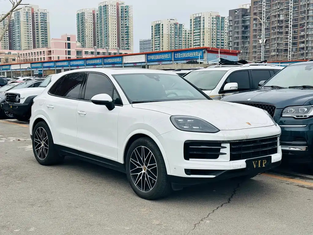 PORSCHE CAYENNE