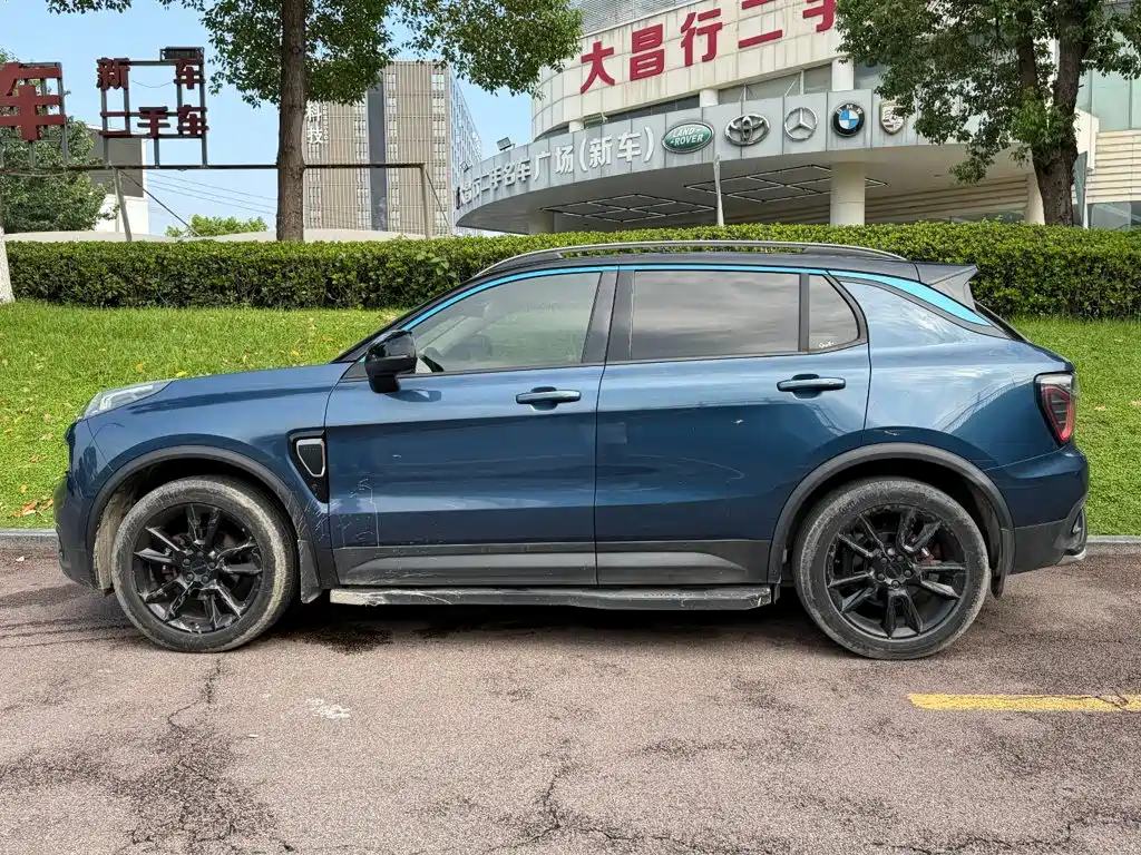 Lynk & Co 01 — миниатюра 3