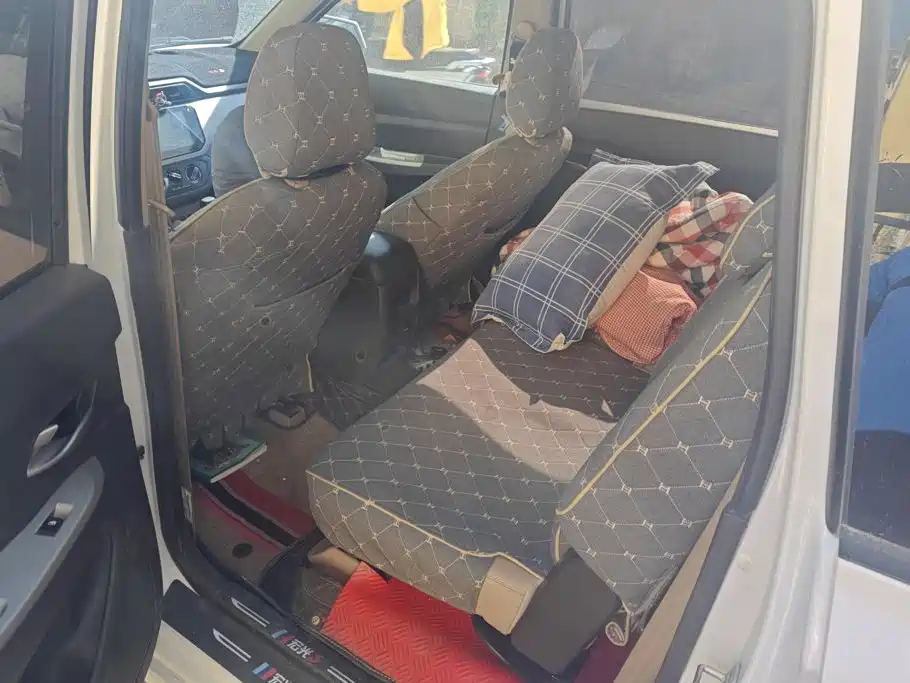 Wuling Hongguang — миниатюра 11