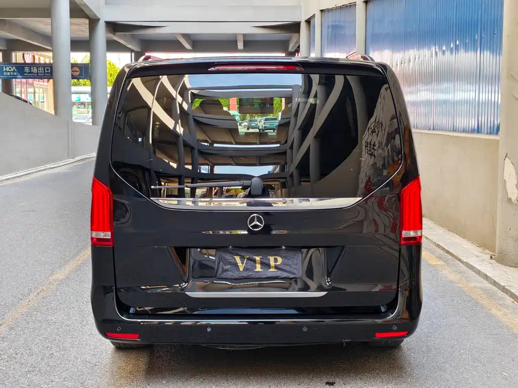 Mercedes-Benz V-Class — миниатюра 11