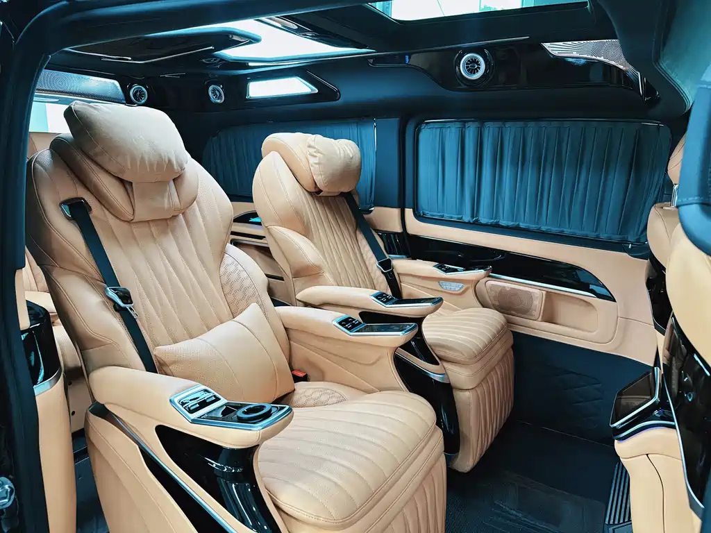 Mercedes-Benz V-Class V 2024 V 300 L Luxury