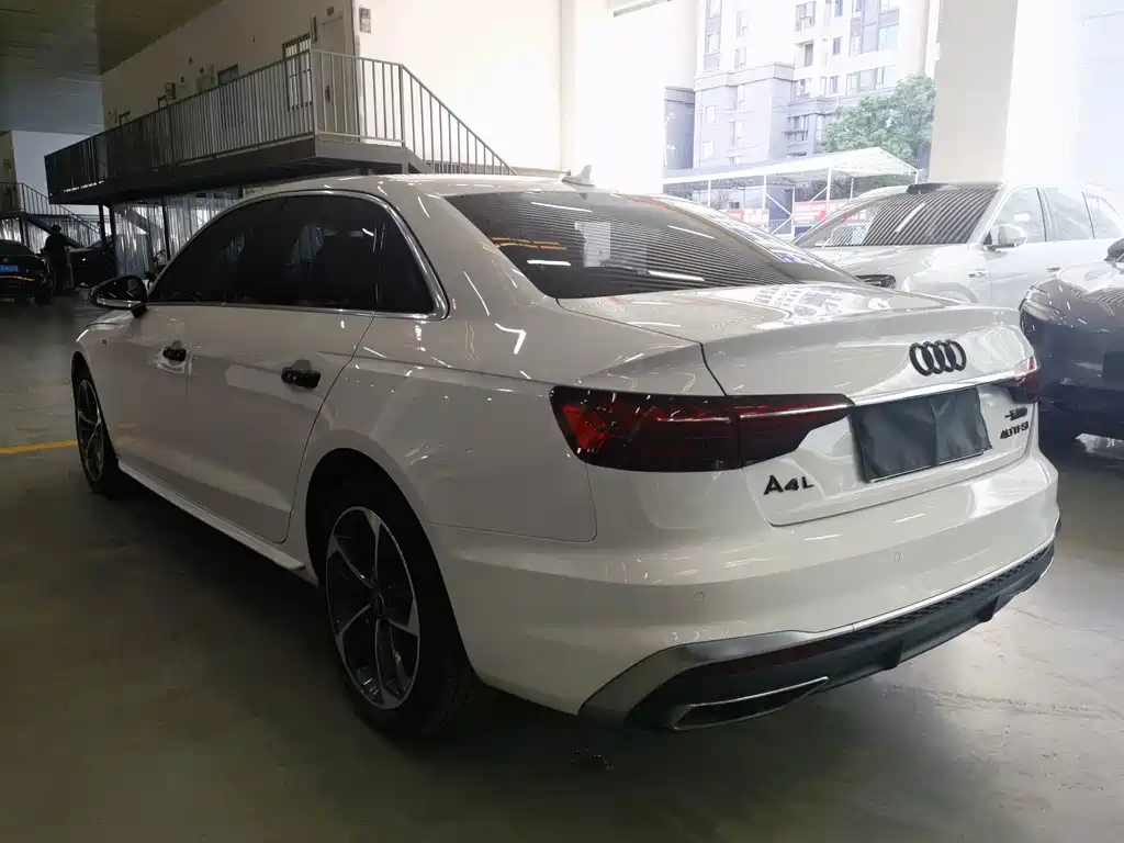 Audi A4L — миниатюра 6