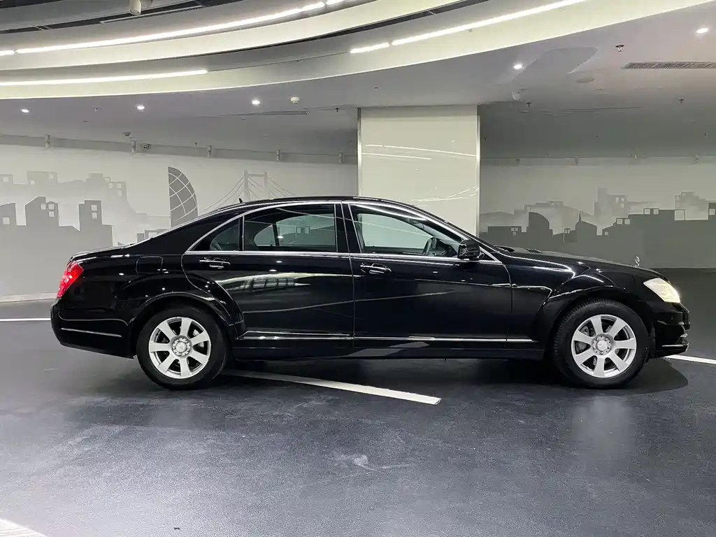 Mercedes-Benz S-Class S 2010 S 300 L