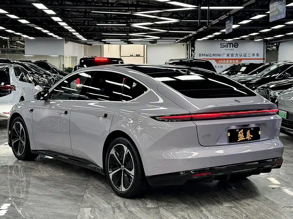 NIO ET5 — миниатюра 5