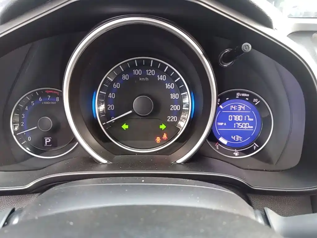 Honda Fit — миниатюра 12