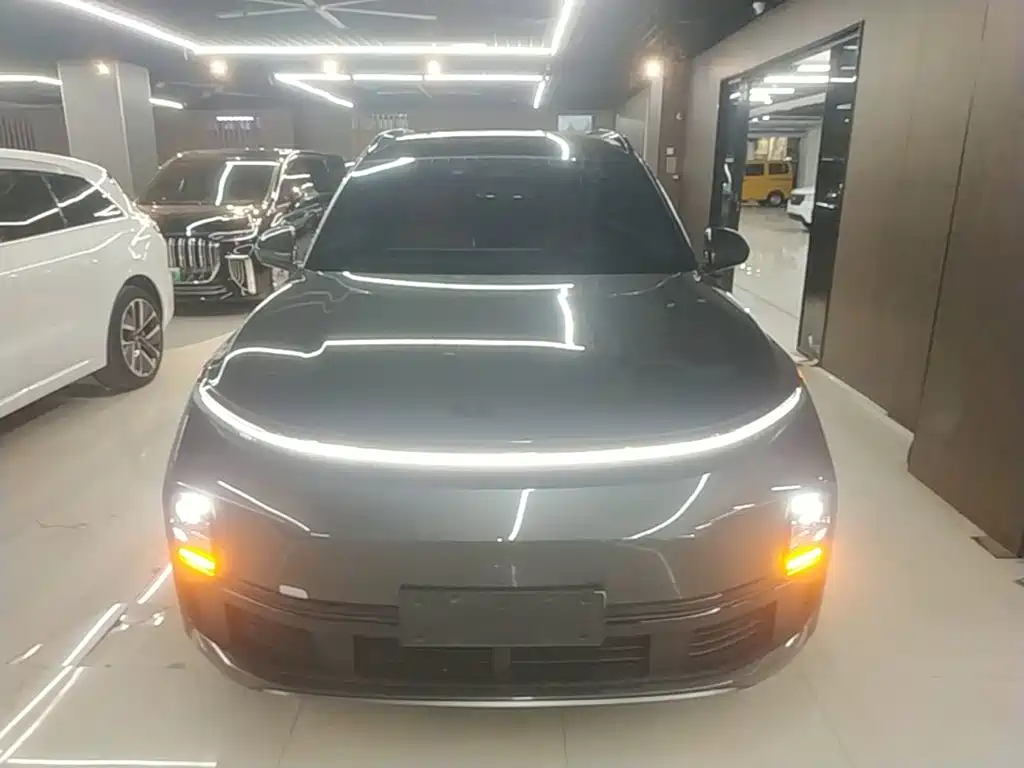Li Auto Li L9 — миниатюра 3