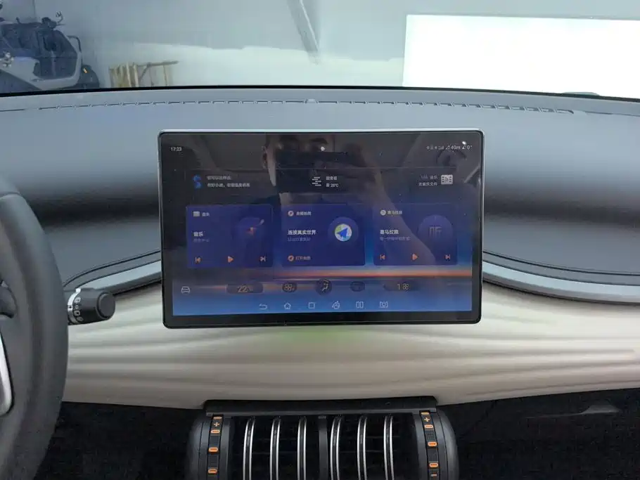 BYD Yuan Plus — миниатюра 13