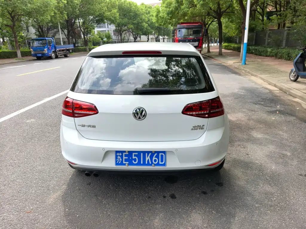 Volkswagen Golf — миниатюра 10