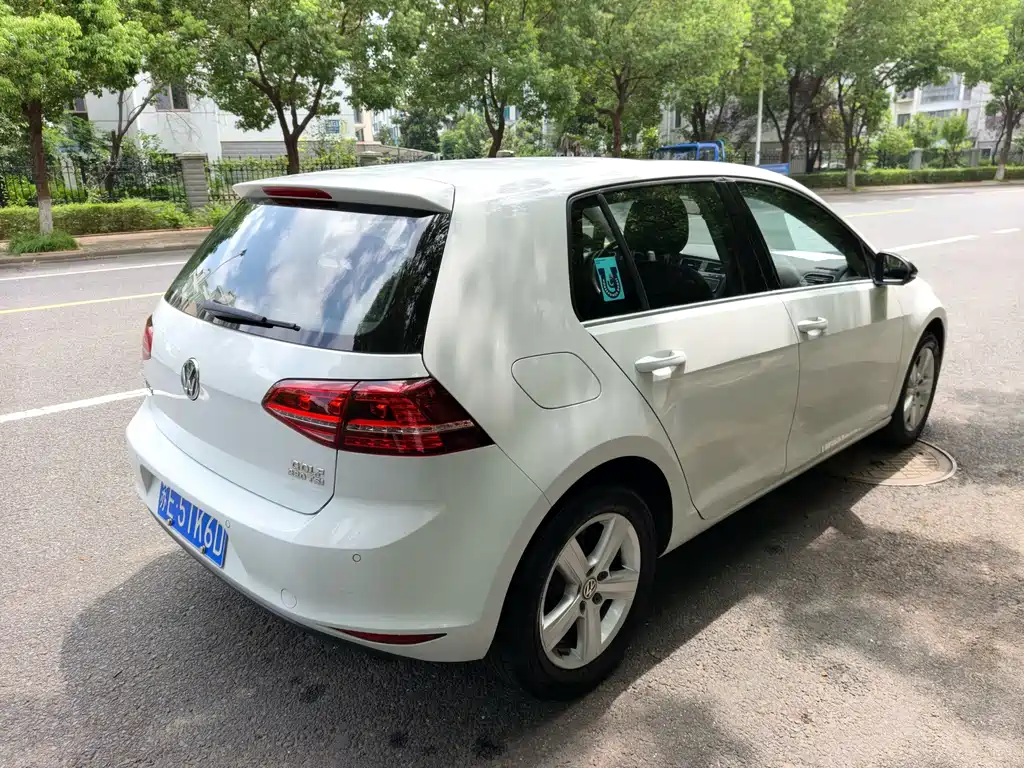 Volkswagen Golf — миниатюра 11