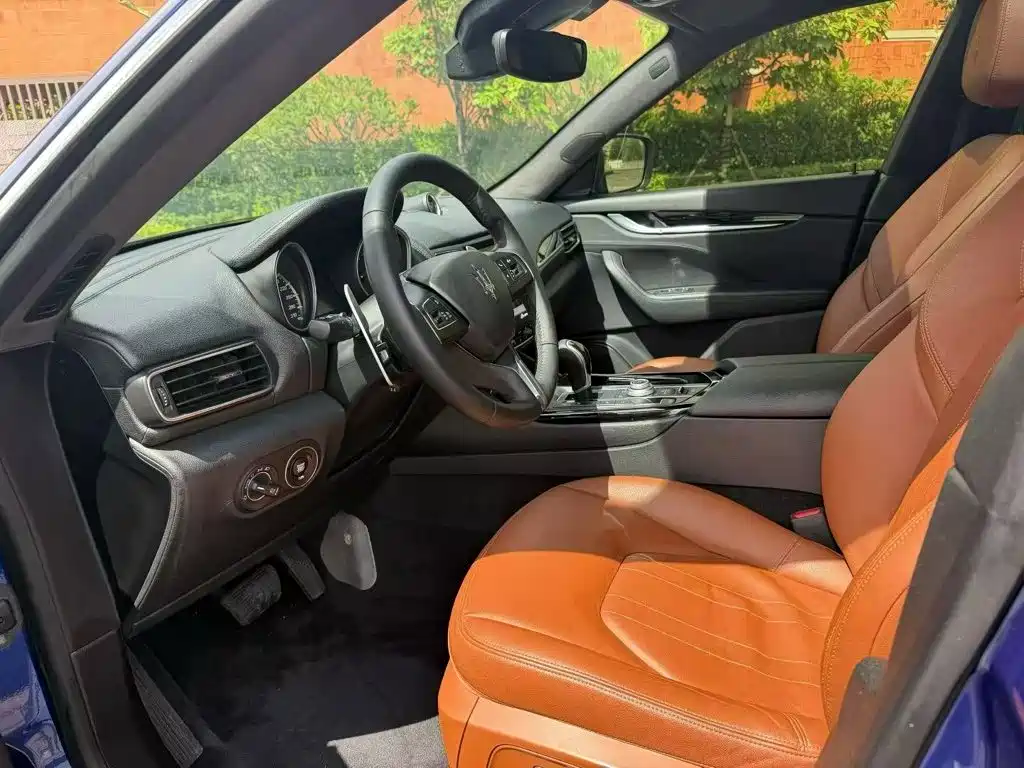 Maserati Levante — миниатюра 4