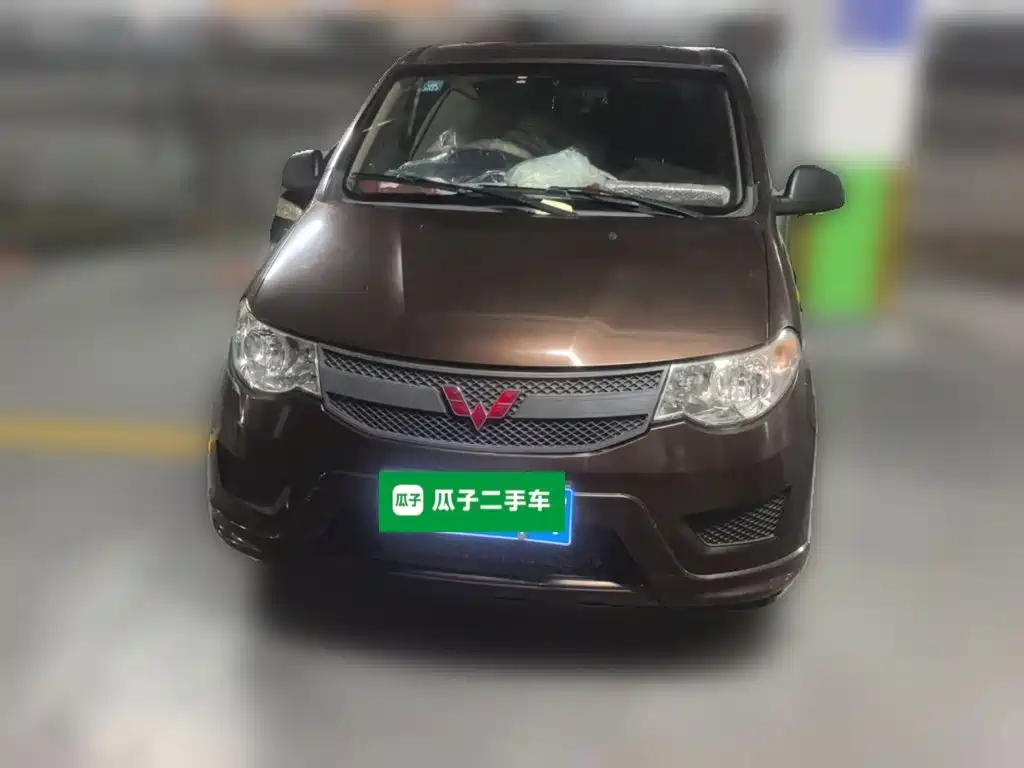 Wuling Hongguang — миниатюра 2