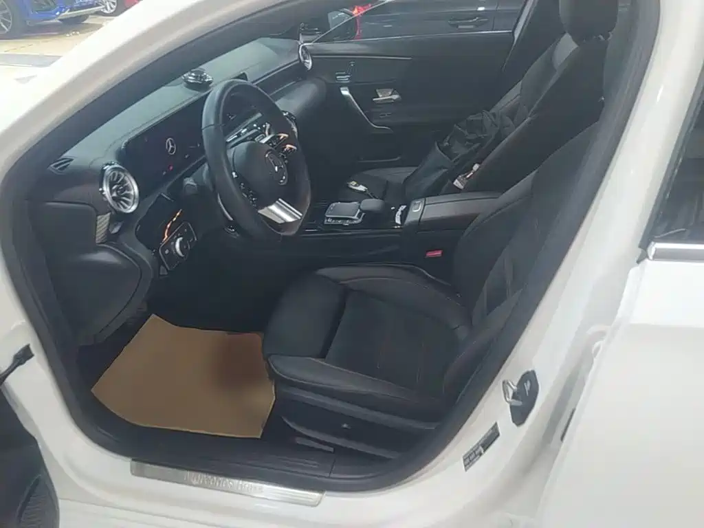 Mercedes-Benz A-Class — миниатюра 15