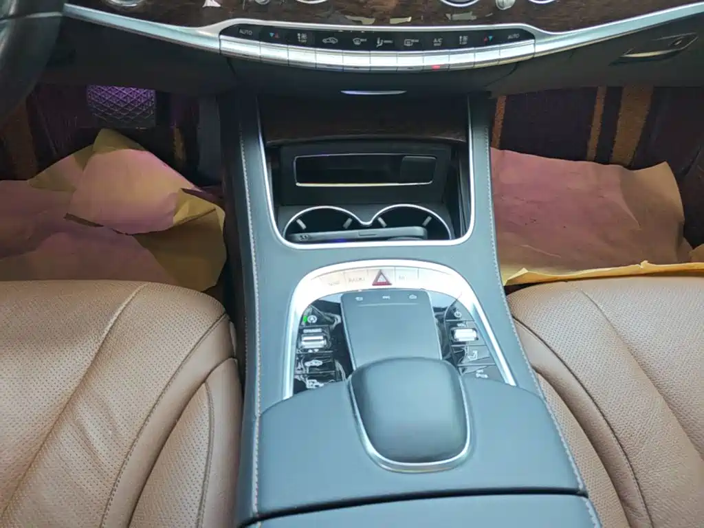 Mercedes-Benz S-Class — миниатюра 14