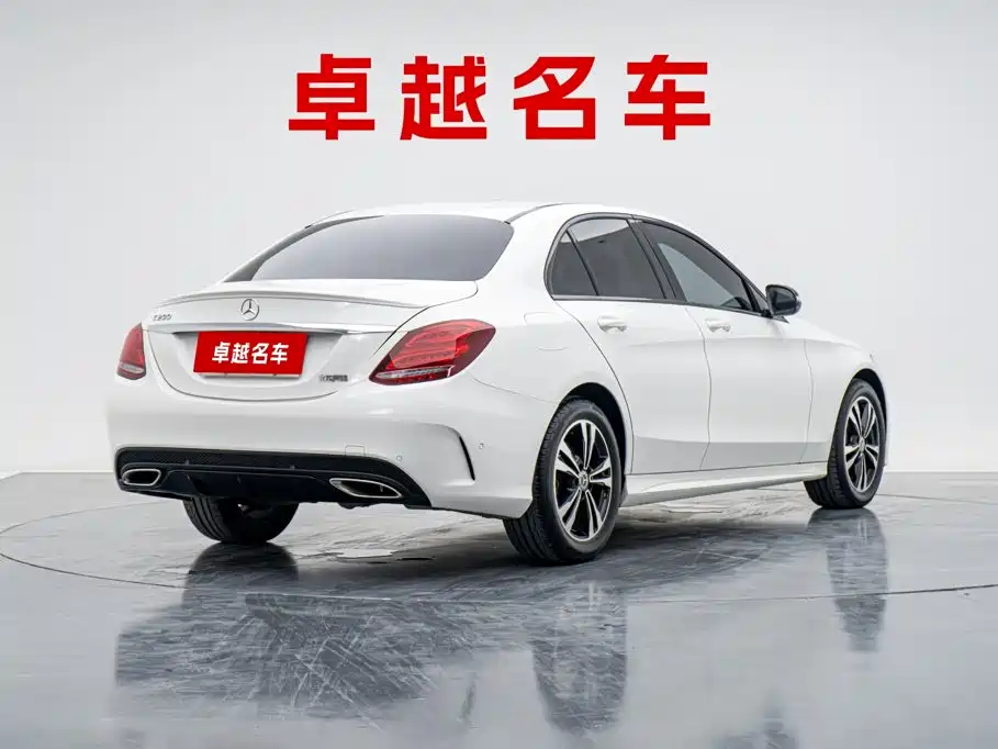 Mercedes-Benz C-Class — миниатюра 3