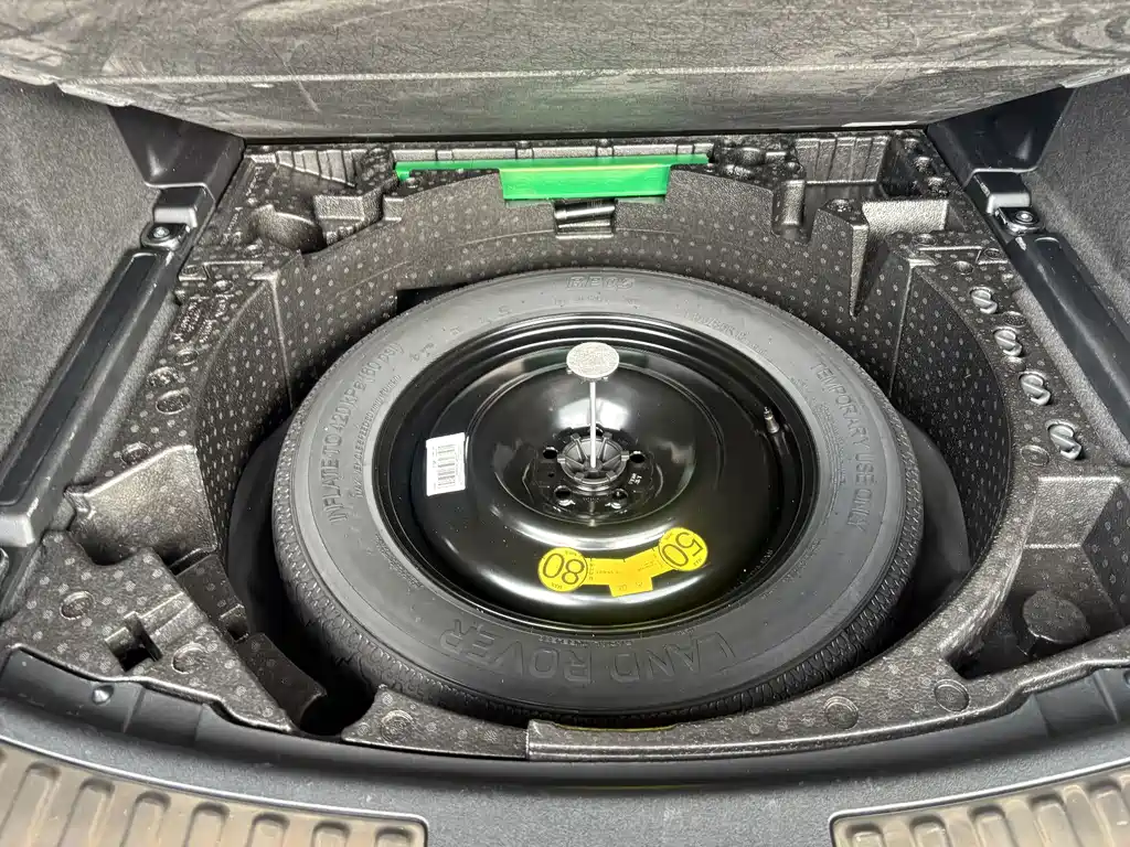 Land Rover Discovery Sport — миниатюра 29