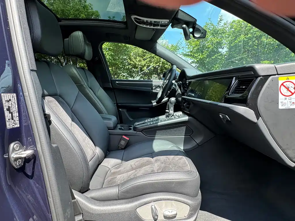 Porsche Macan — миниатюра 12