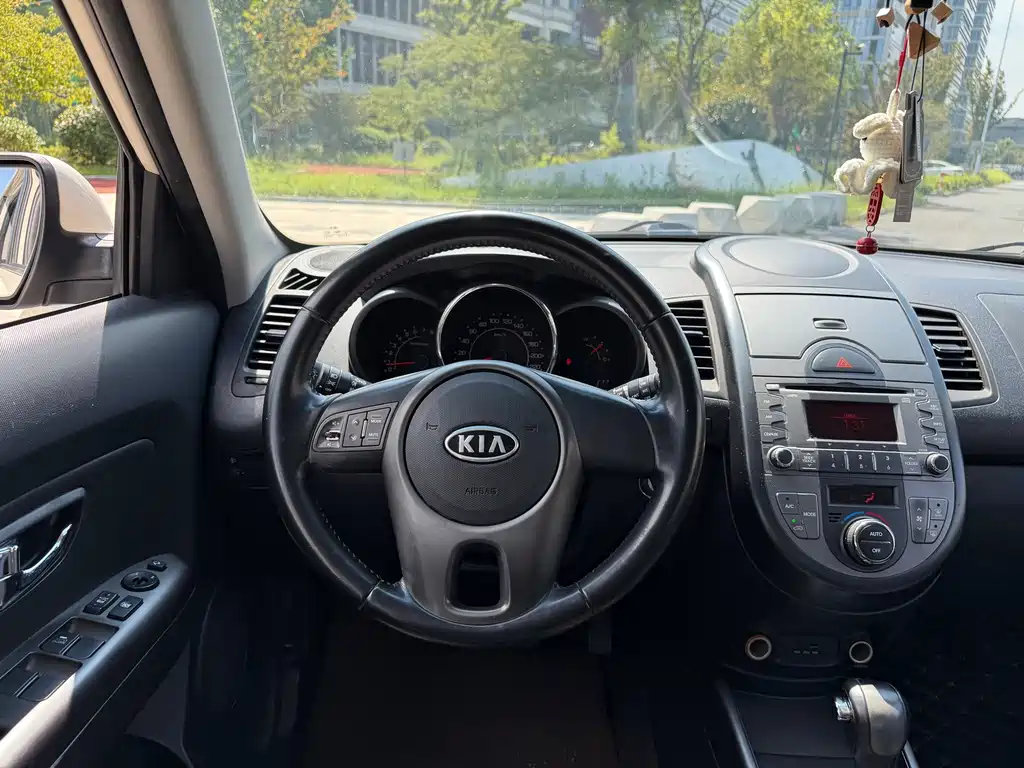 Kia Soul — миниатюра 10