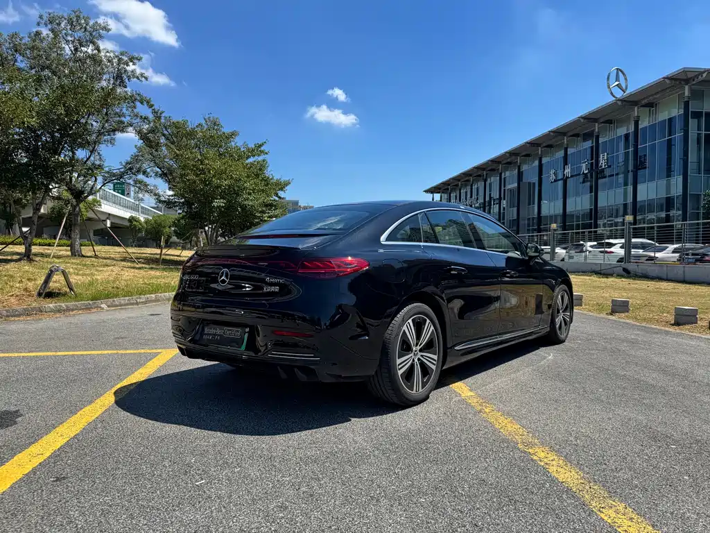 Mercedes-Benz EQE — миниатюра 25