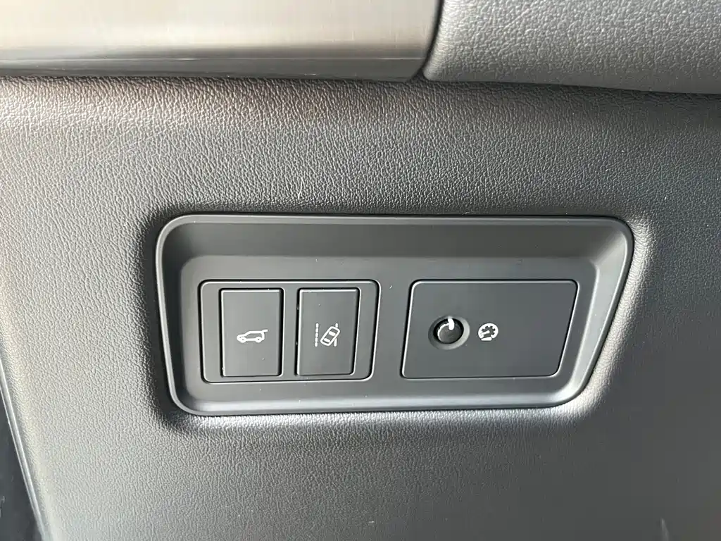 Land Rover Sport — миниатюра 18