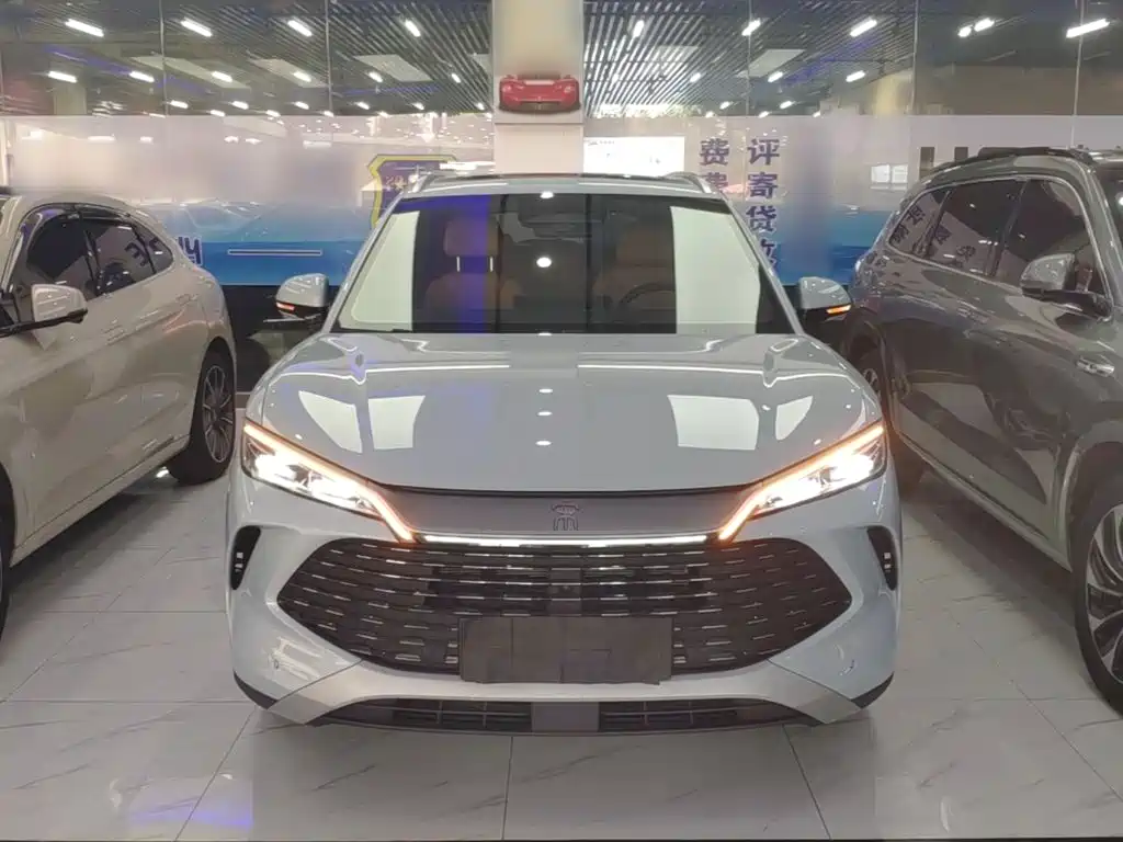 BYD L DM-i — миниатюра 3