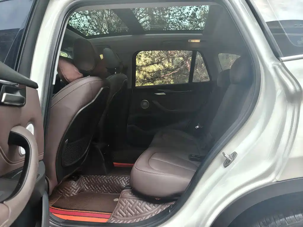 BMW X1 — миниатюра 8
